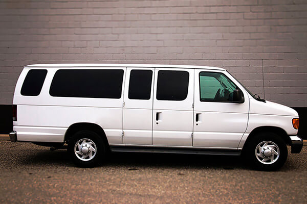 10 passenger van